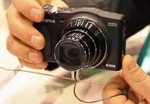 Компания Виста-сервис занимается ремонтом цифровых фотоаппаратов Ricoh с 2001 года и предлагает профессиональное обслуживание с последующей гарантией. 